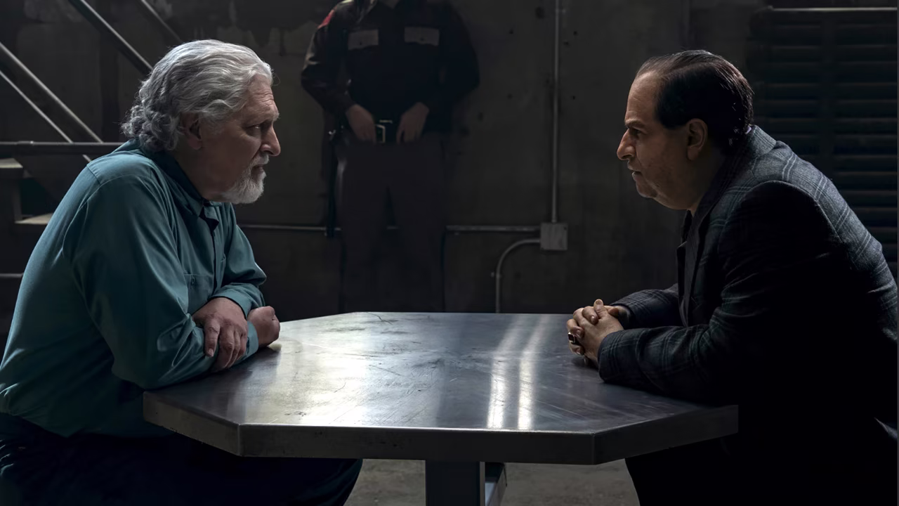 Penguin meets Salvatore Maroni